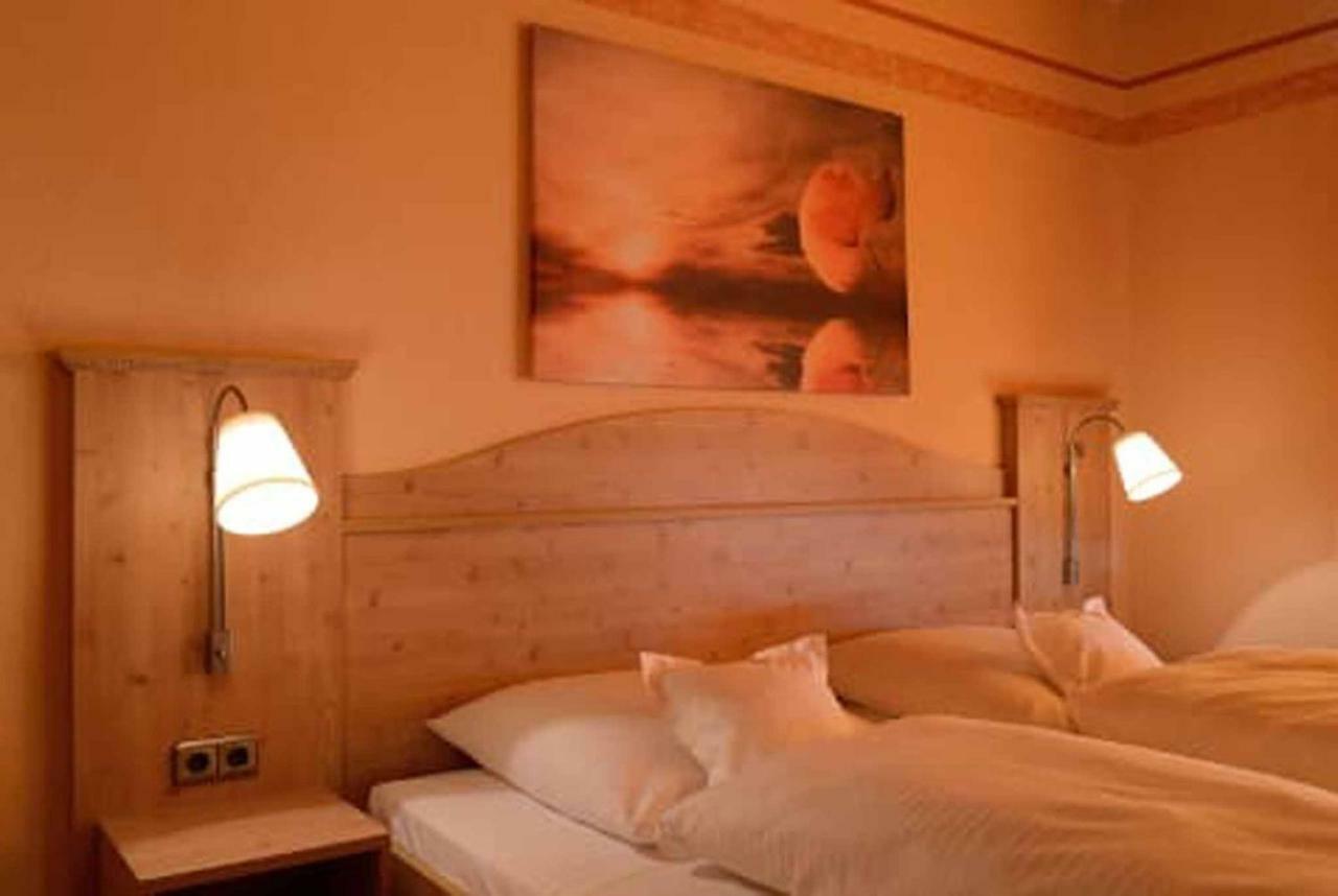 Hotel Bayerischer Hof Waldsassen Zewnętrze zdjęcie